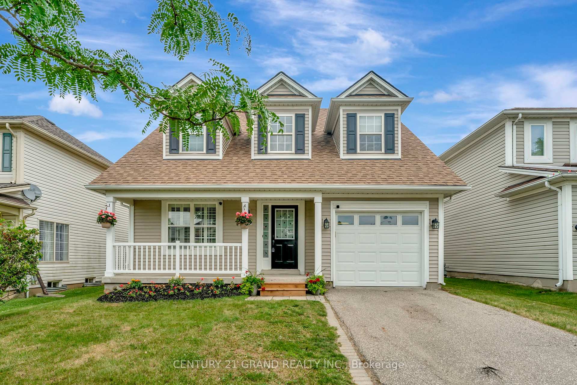 Photo 2 of 21 Mavin Street, Brant, Brantford Twp — HOMEH