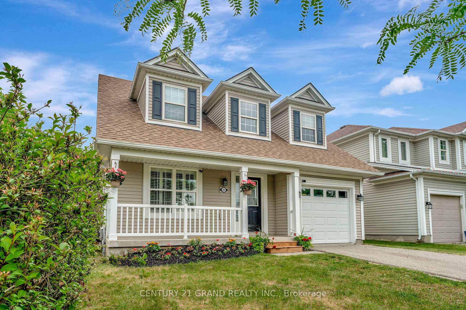 Photo 3 of 21 Mavin Street, Brant, Brantford Twp — HOMEH