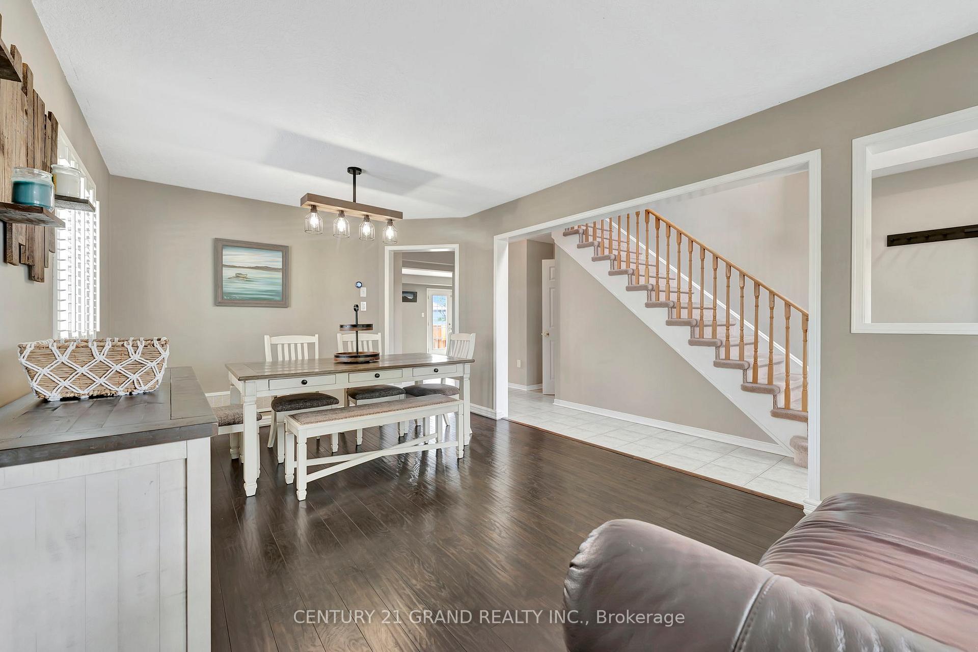 Photo 10 of 21 Mavin Street, Brant, Brantford Twp — HOMEH
