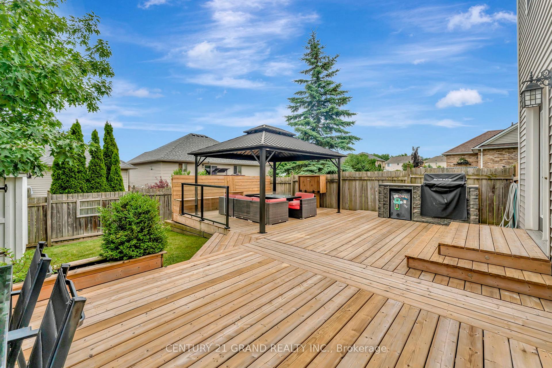 Photo 44 of 21 Mavin Street, Brant, Brantford Twp — HOMEH