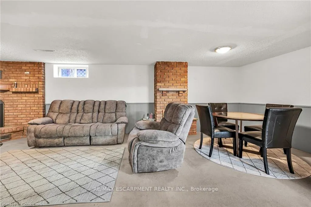Photo 19 of 253 Thorner Drive, Hamilton, Thorner — HOMEH