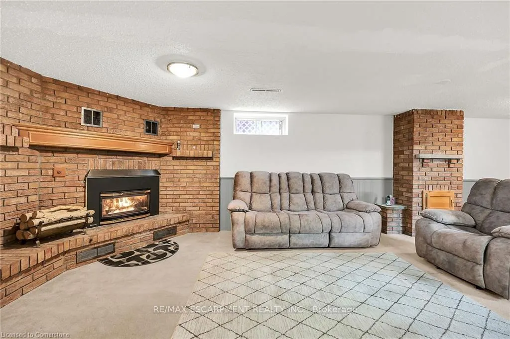 Photo 21 of 253 Thorner Drive, Hamilton, Thorner — HOMEH