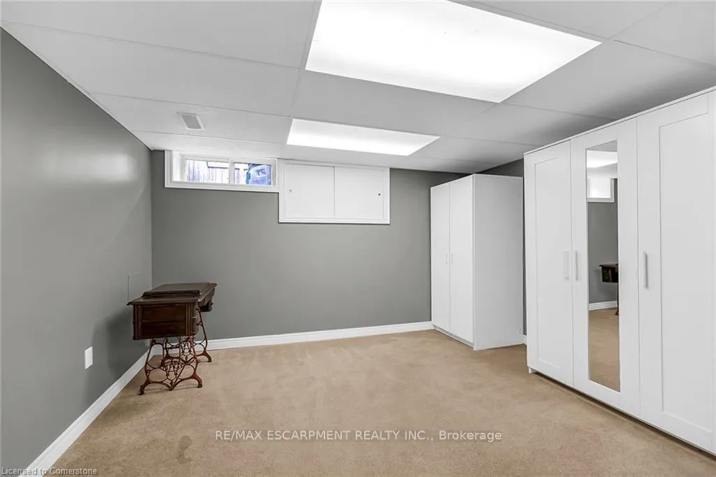 Photo 24 of 253 Thorner Drive, Hamilton, Thorner — HOMEH