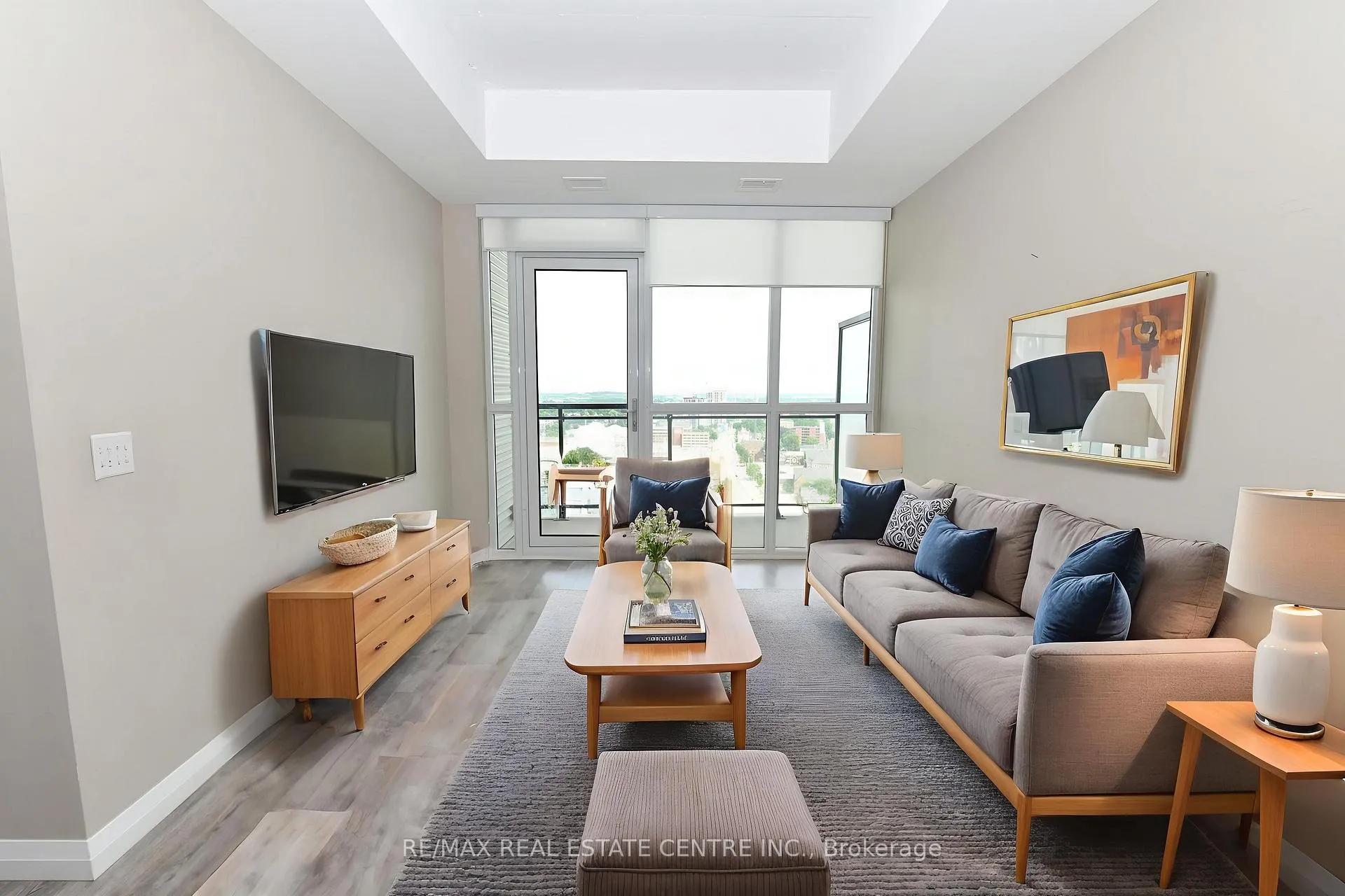 Photo 6 of Unit 2403, 60 Charles Street, Kitchener — HOMEH