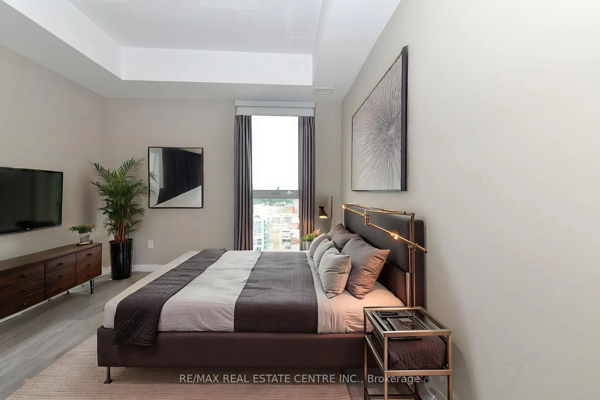 Photo 15 of Unit 2403, 60 Charles Street, Kitchener — HOMEH