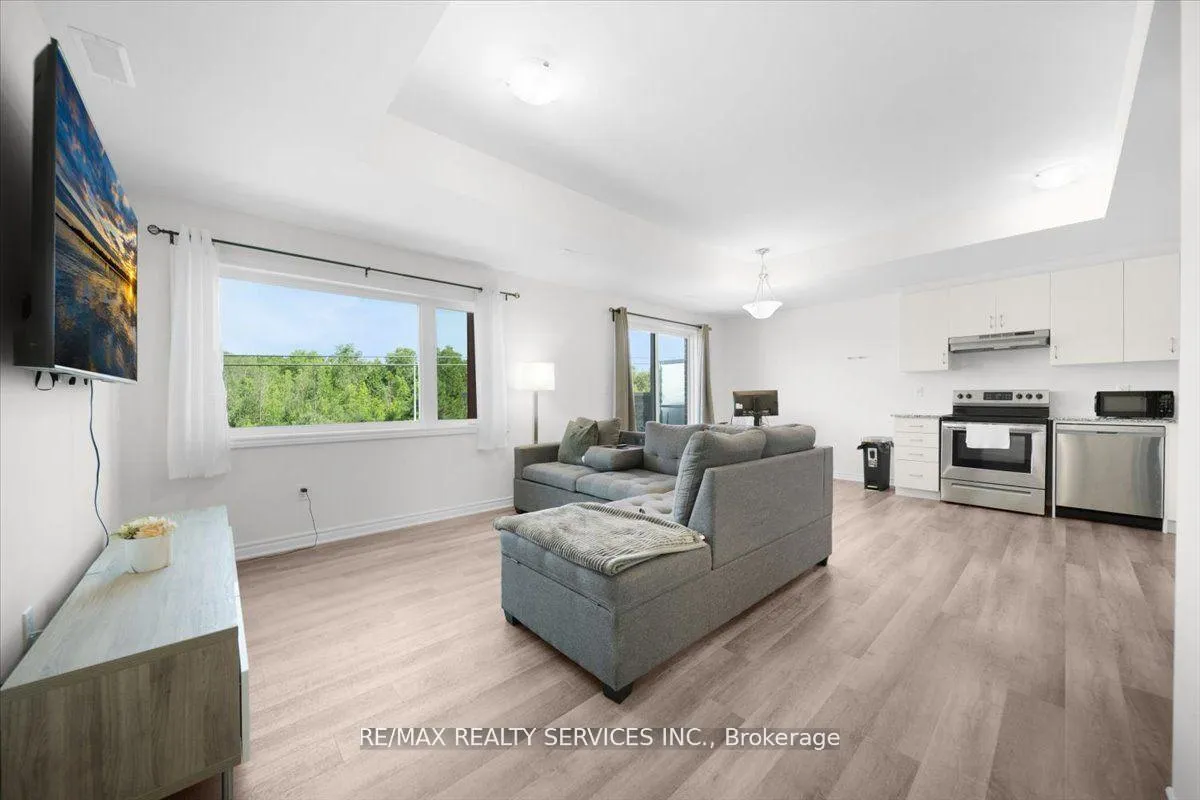 Photo 12 of Unit 622, 1034 Reflection Place, Pickering, Rural Pickering — HOMEH