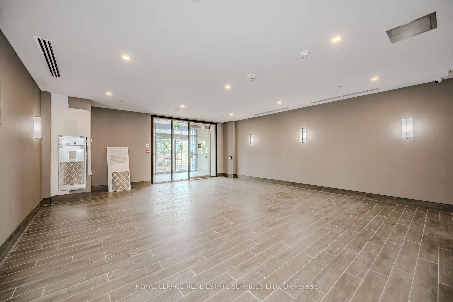 Photo 4 of Unit 517, 470 Dundas Street E, Hamilton, Waterdown — HOMEH