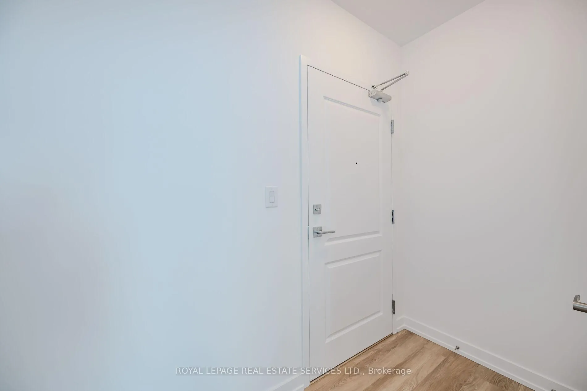 Photo 5 of Unit 517, 470 Dundas Street E, Hamilton, Waterdown — HOMEH