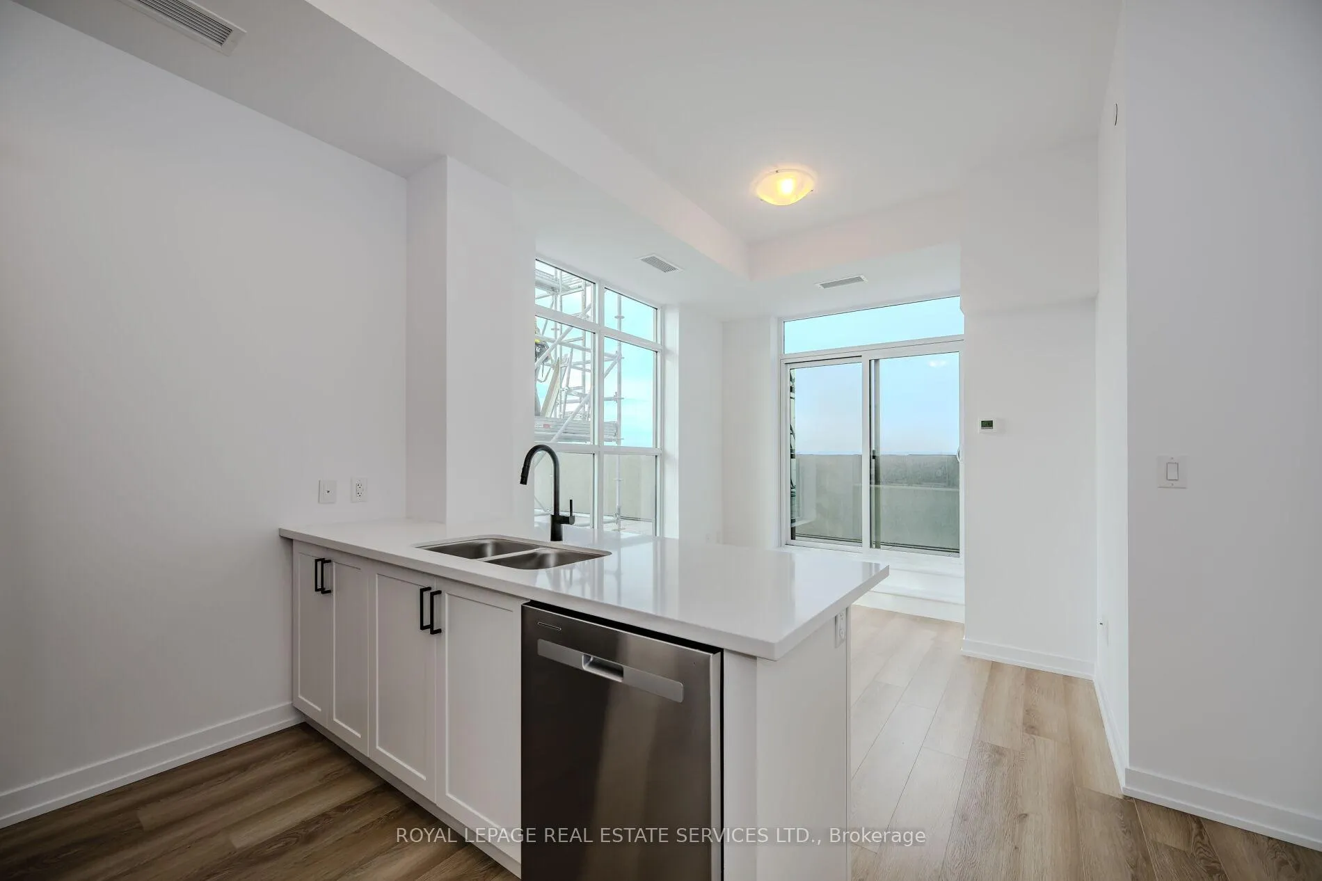 Photo 9 of Unit 517, 470 Dundas Street E, Hamilton, Waterdown — HOMEH