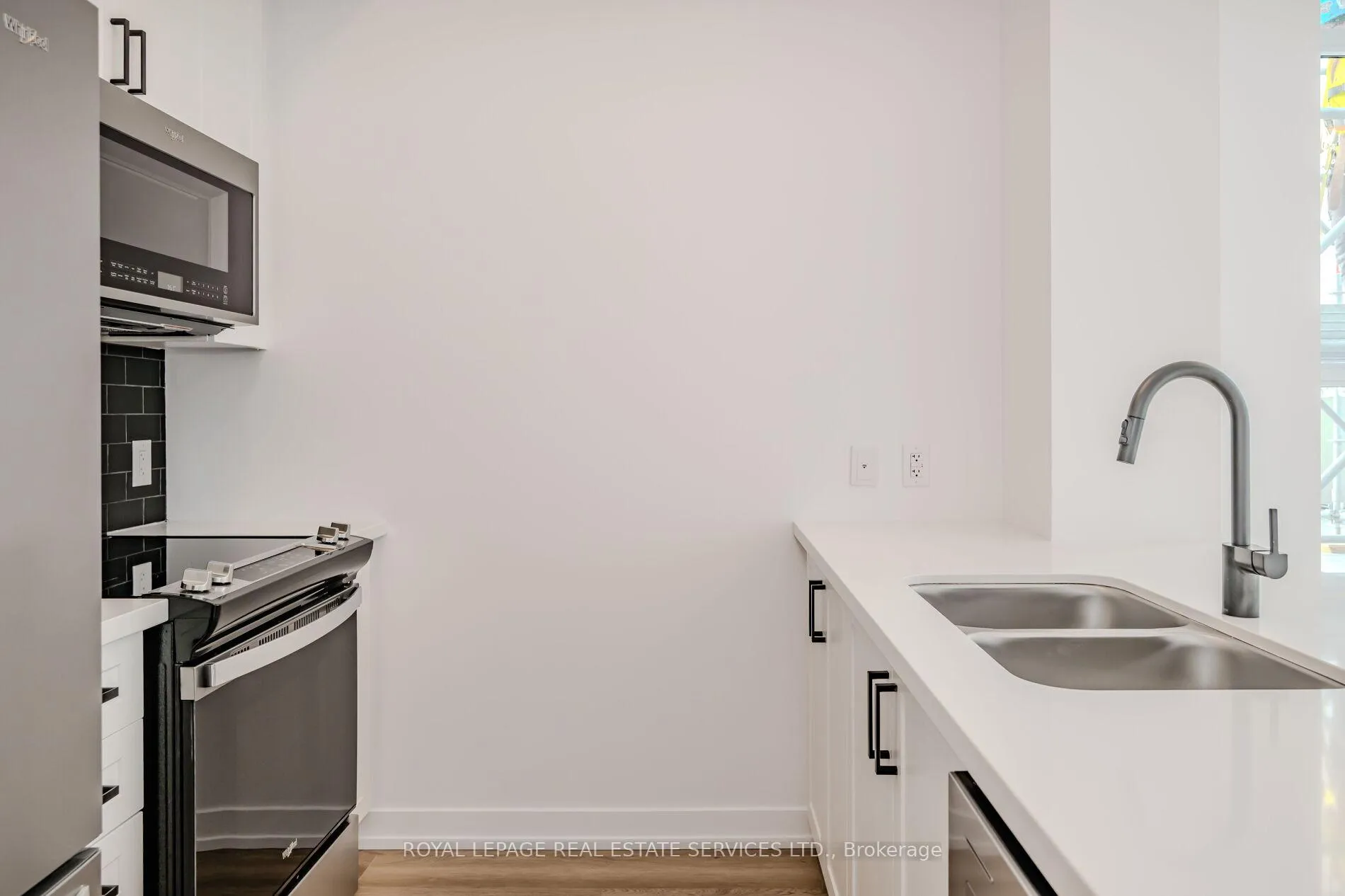 Photo 12 of Unit 517, 470 Dundas Street E, Hamilton, Waterdown — HOMEH