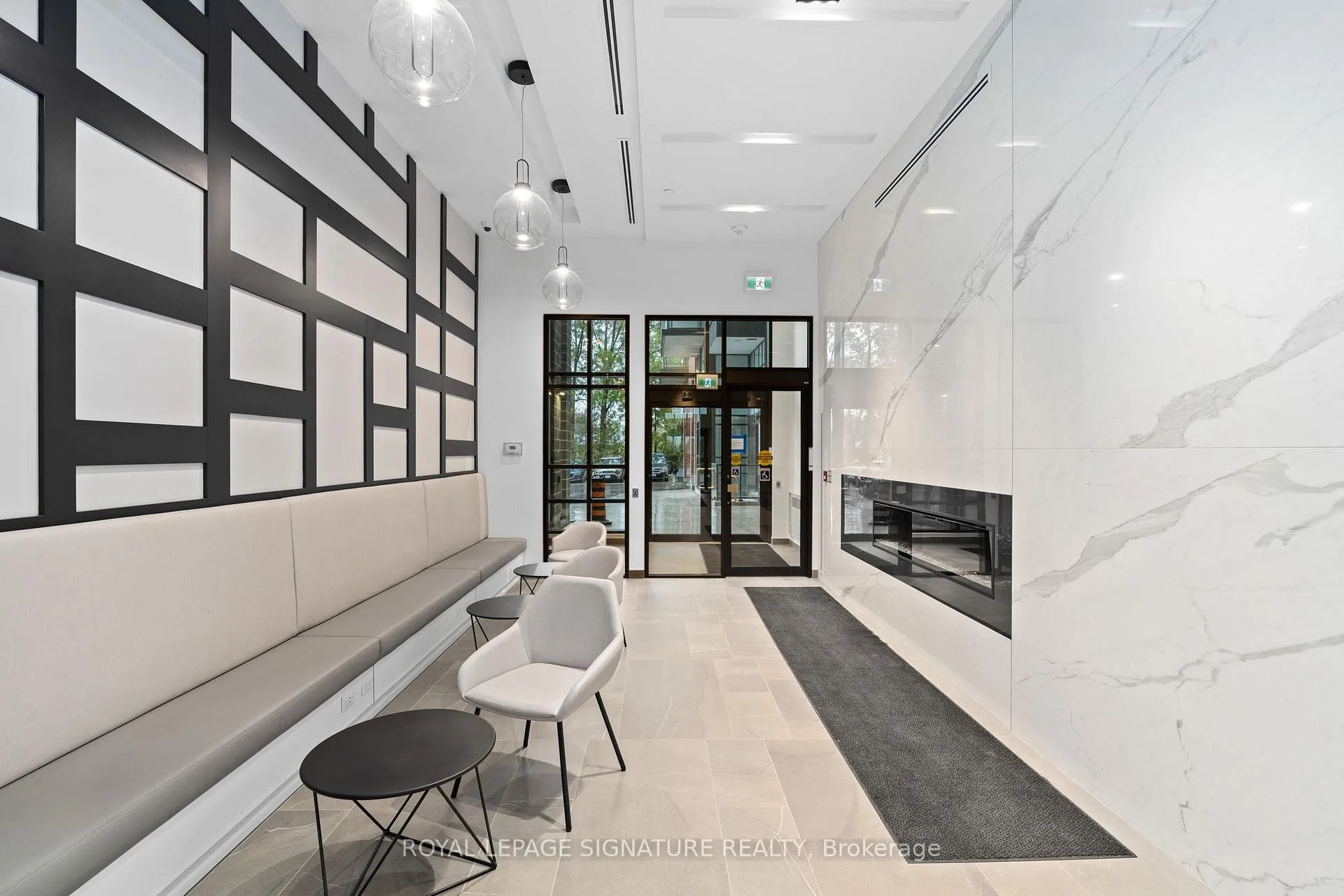 Photo 17 of Unit 421, 681 Yonge Street, Barrie, Painswick South — HOMEH