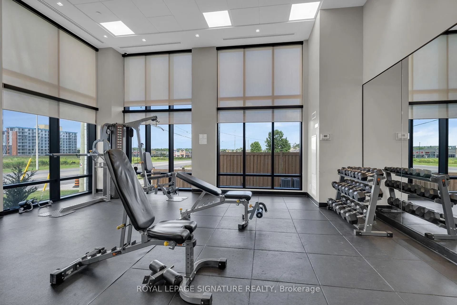 Photo 21 of Unit 421, 681 Yonge Street, Barrie, Painswick South — HOMEH