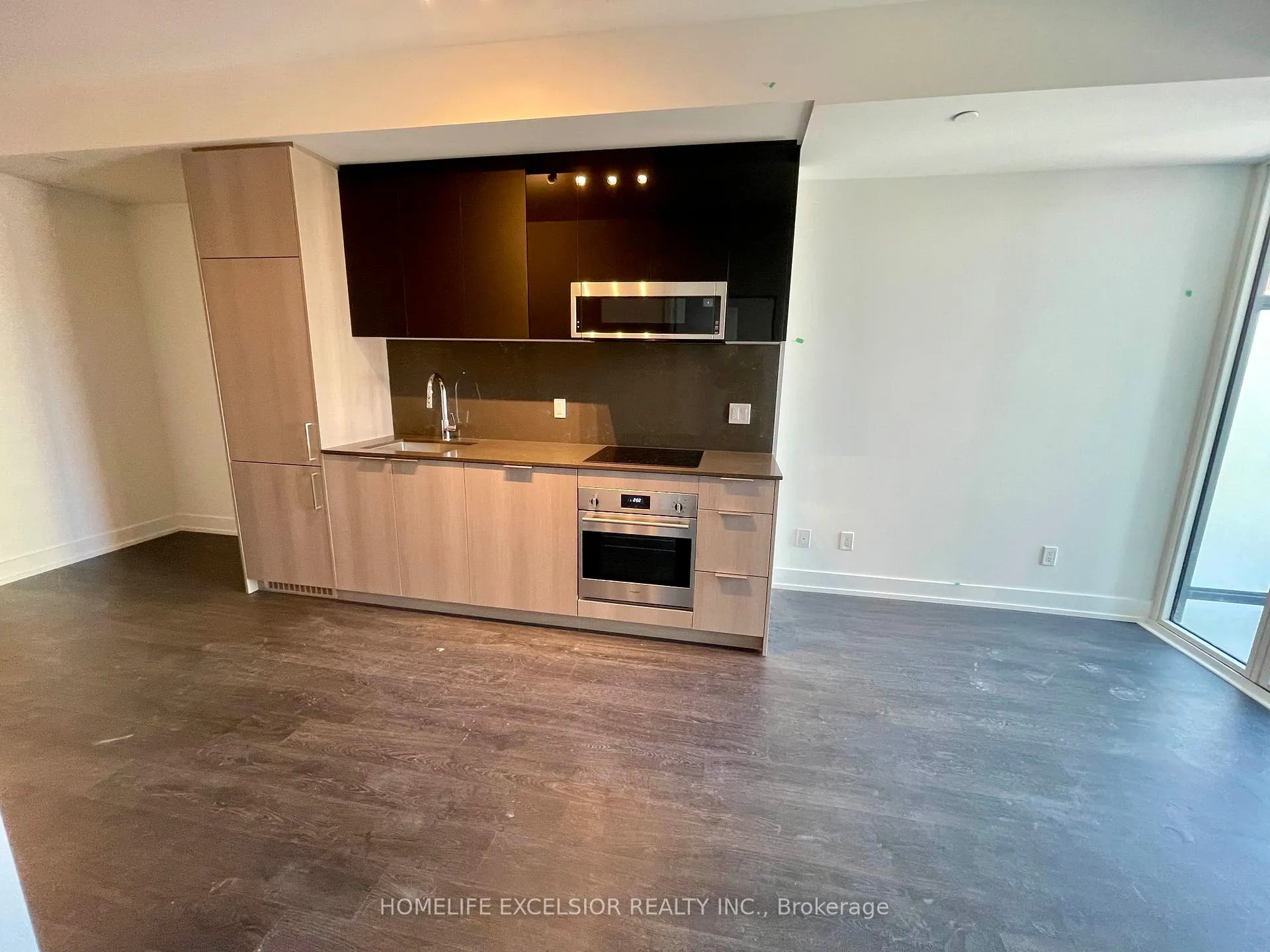 Photo 5 of Unit 907, 308 Jarvis Street, Toronto, Church-Yonge Corridor — HOMEH