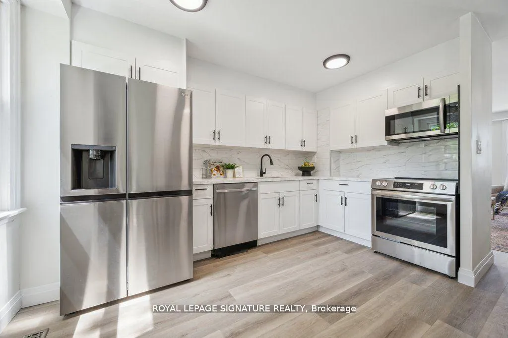 Photo 1 of 1856 John Street, Markham, Bayview Fairway-Bayview Country Club Estates — HOMEH