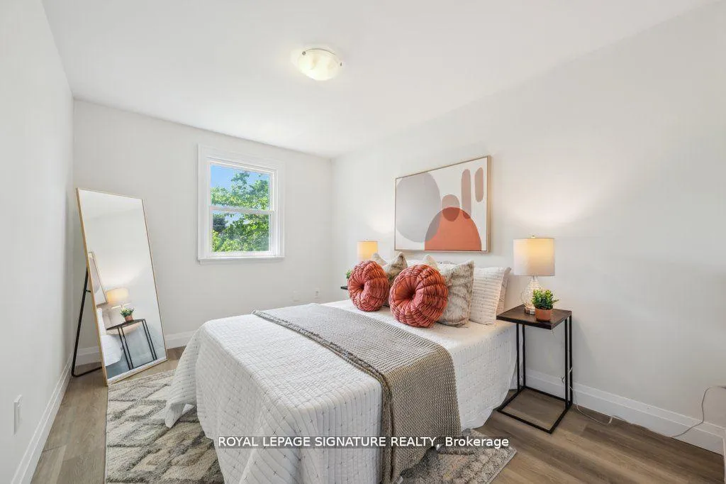 Photo 7 of 1856 John Street, Markham, Bayview Fairway-Bayview Country Club Estates — HOMEH