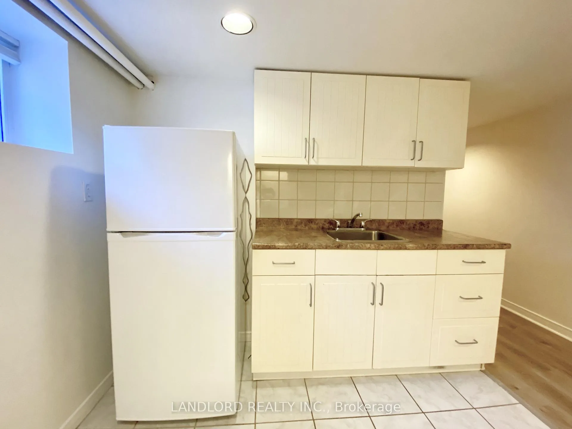 Photo 5 of Unit BSMT, 2 Chicora Avenue, Toronto, The Annex — HOMEH