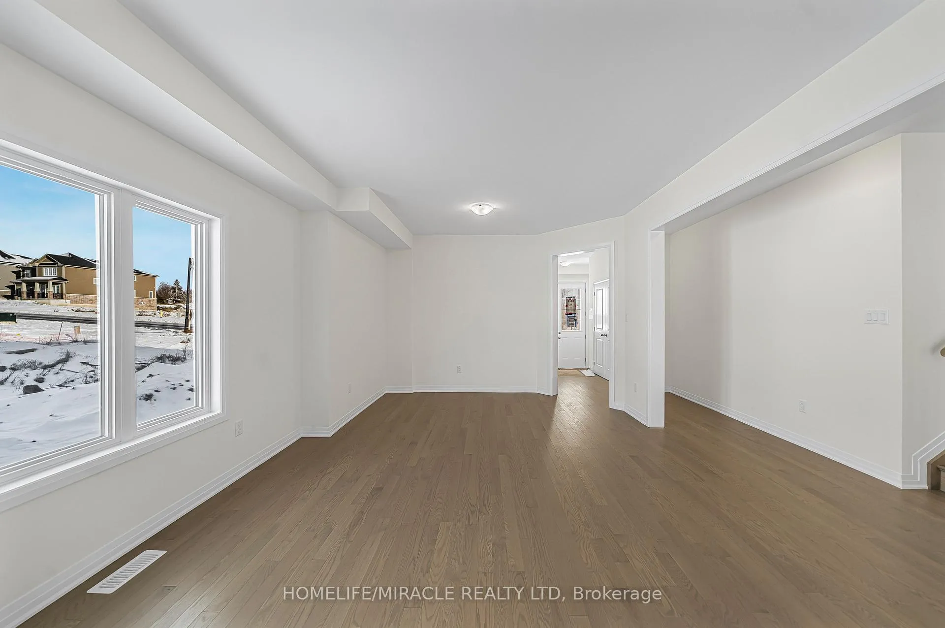 Photo 10 of 103 Windermere Boulevard, Loyalist, Bath — HOMEH