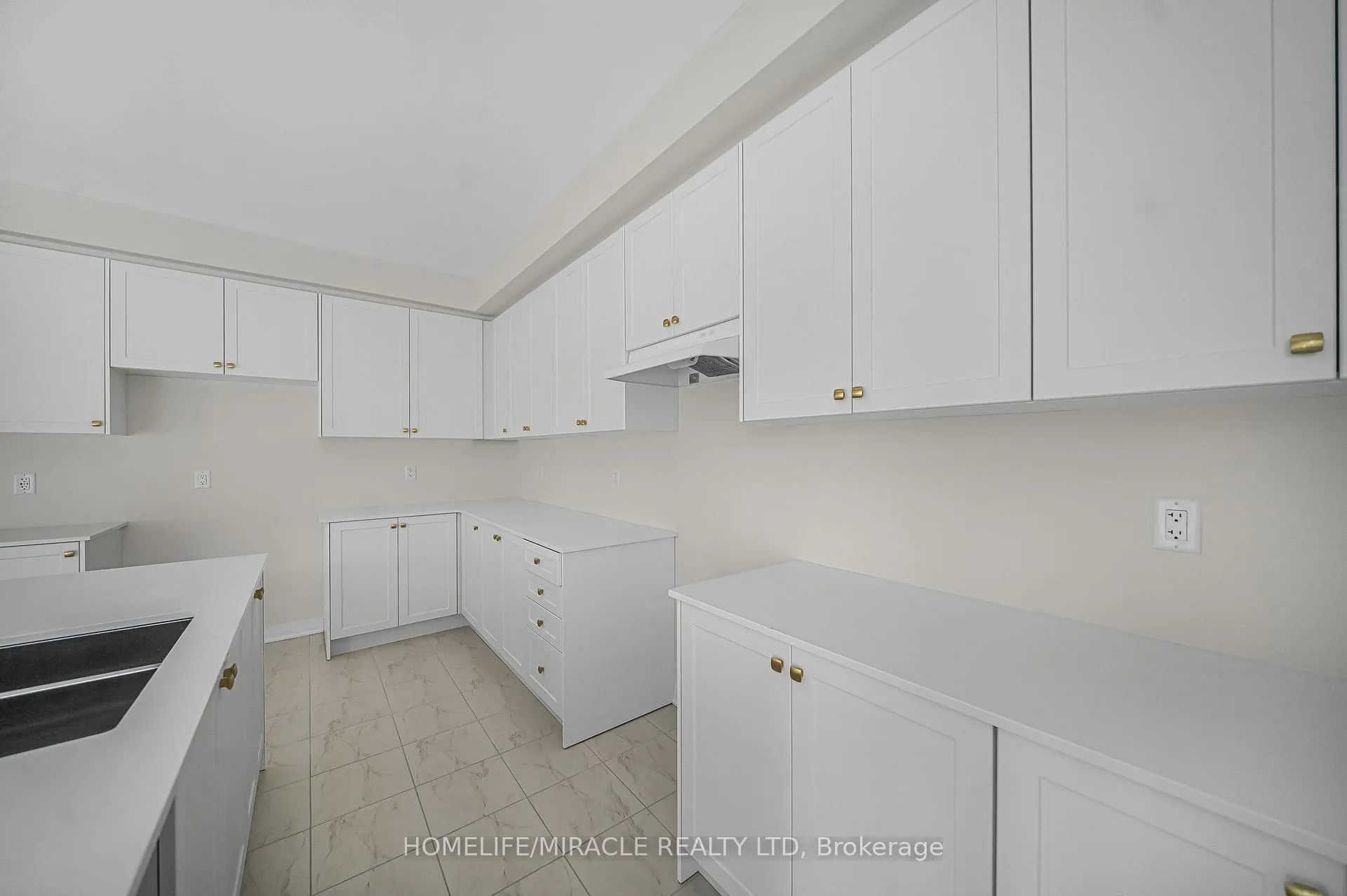 Photo 24 of 103 Windermere Boulevard, Loyalist, Bath — HOMEH