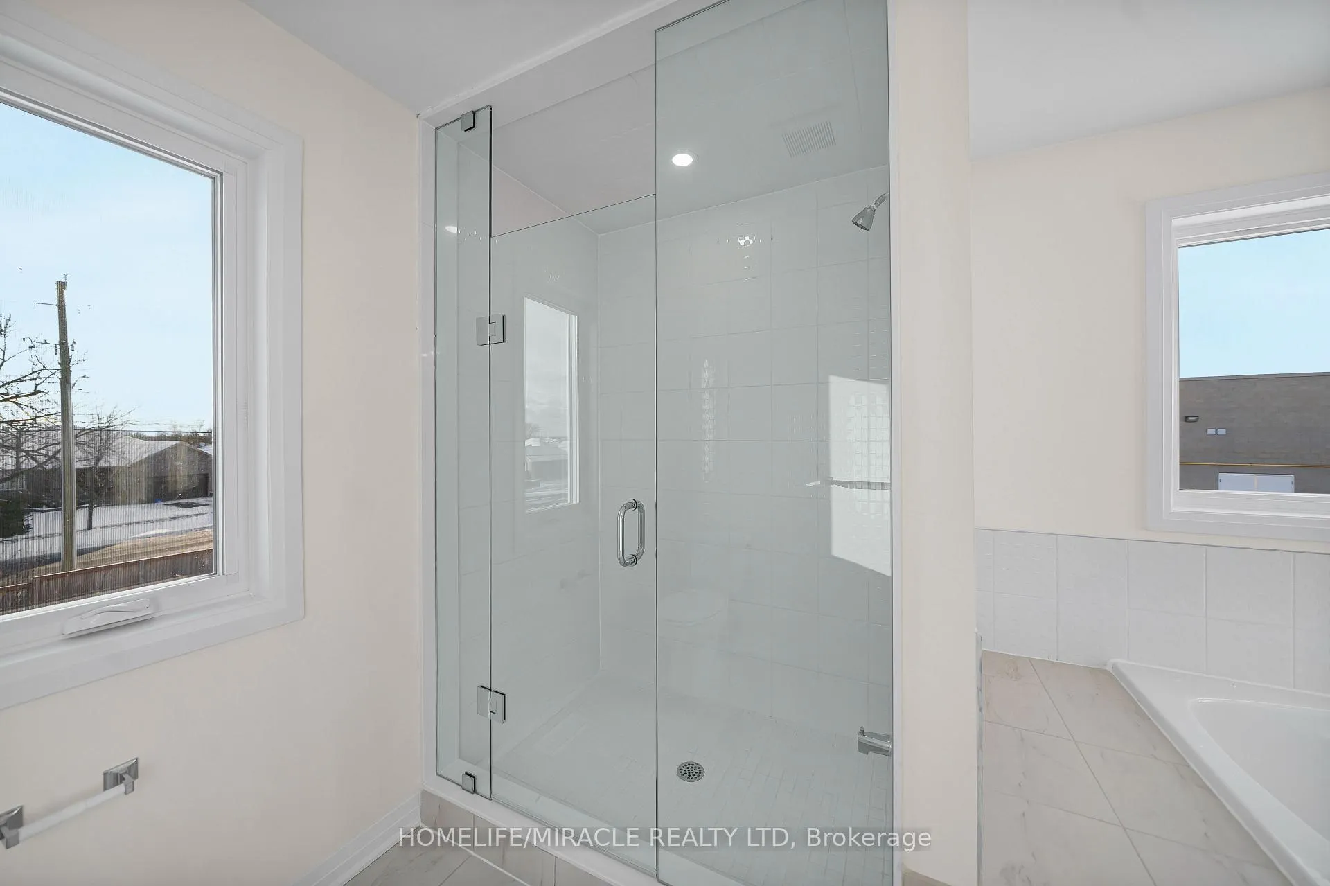 Photo 31 of 103 Windermere Boulevard, Loyalist, Bath — HOMEH