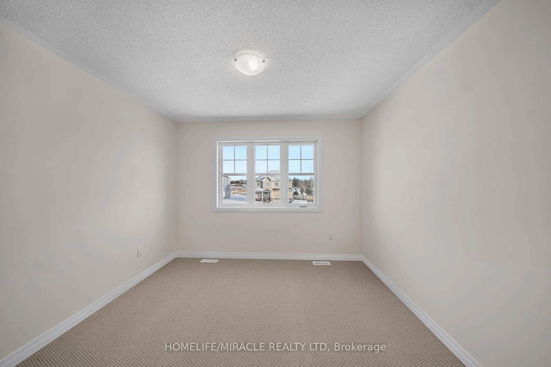 Photo 38 of 103 Windermere Boulevard, Loyalist, Bath — HOMEH