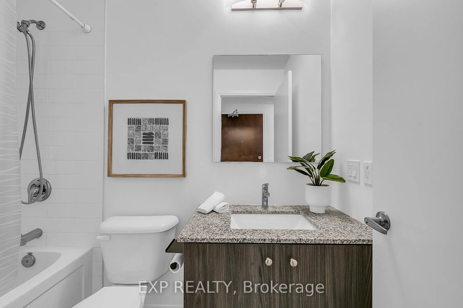 Photo 10 of Unit 612, 108 Garment Street, Kitchener — HOMEH