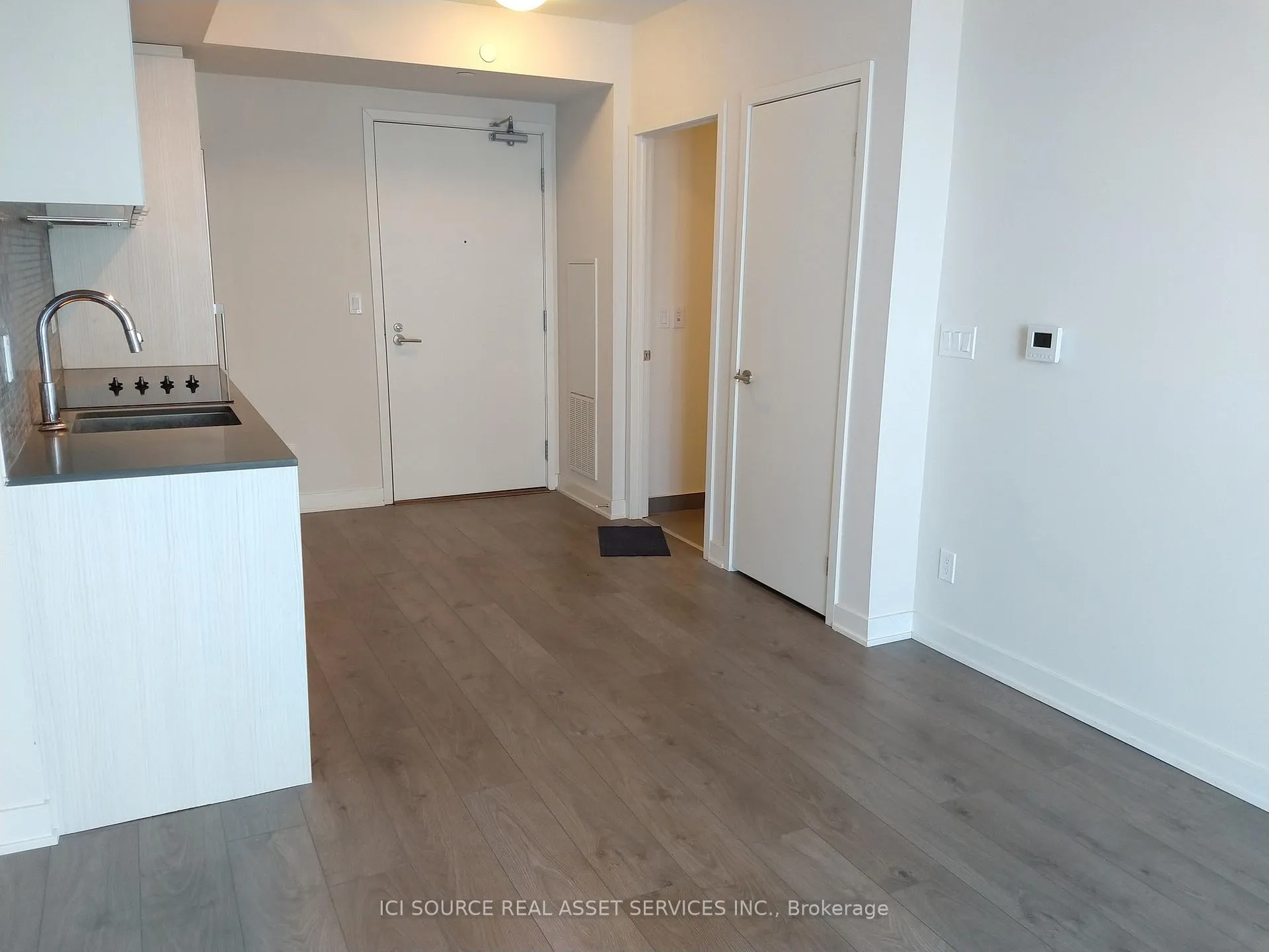 Photo 3 of Unit 2604, 2 Sonic Way, Toronto, Flemingdon Park — HOMEH