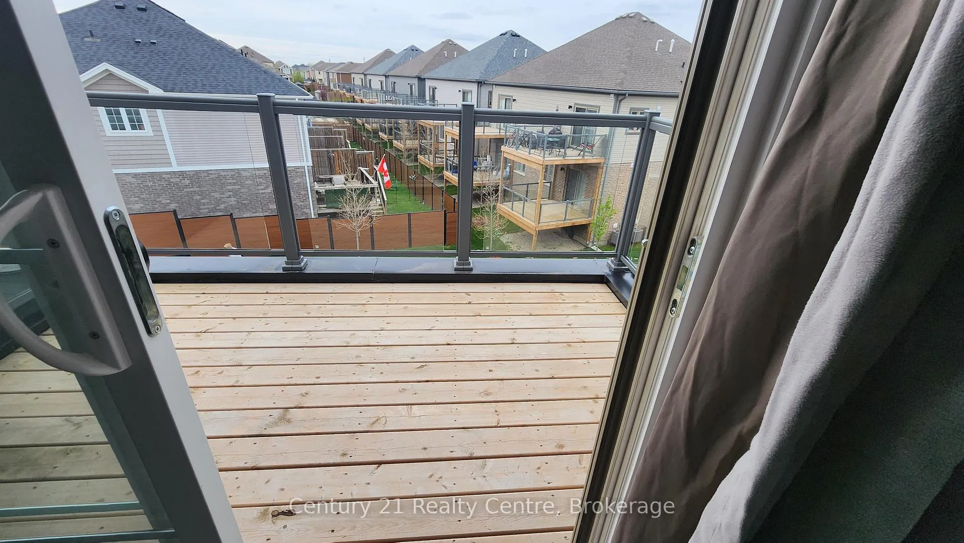 Photo 15 of 191 West Oak Trail, Kitchener, Rosenburg — HOMEH