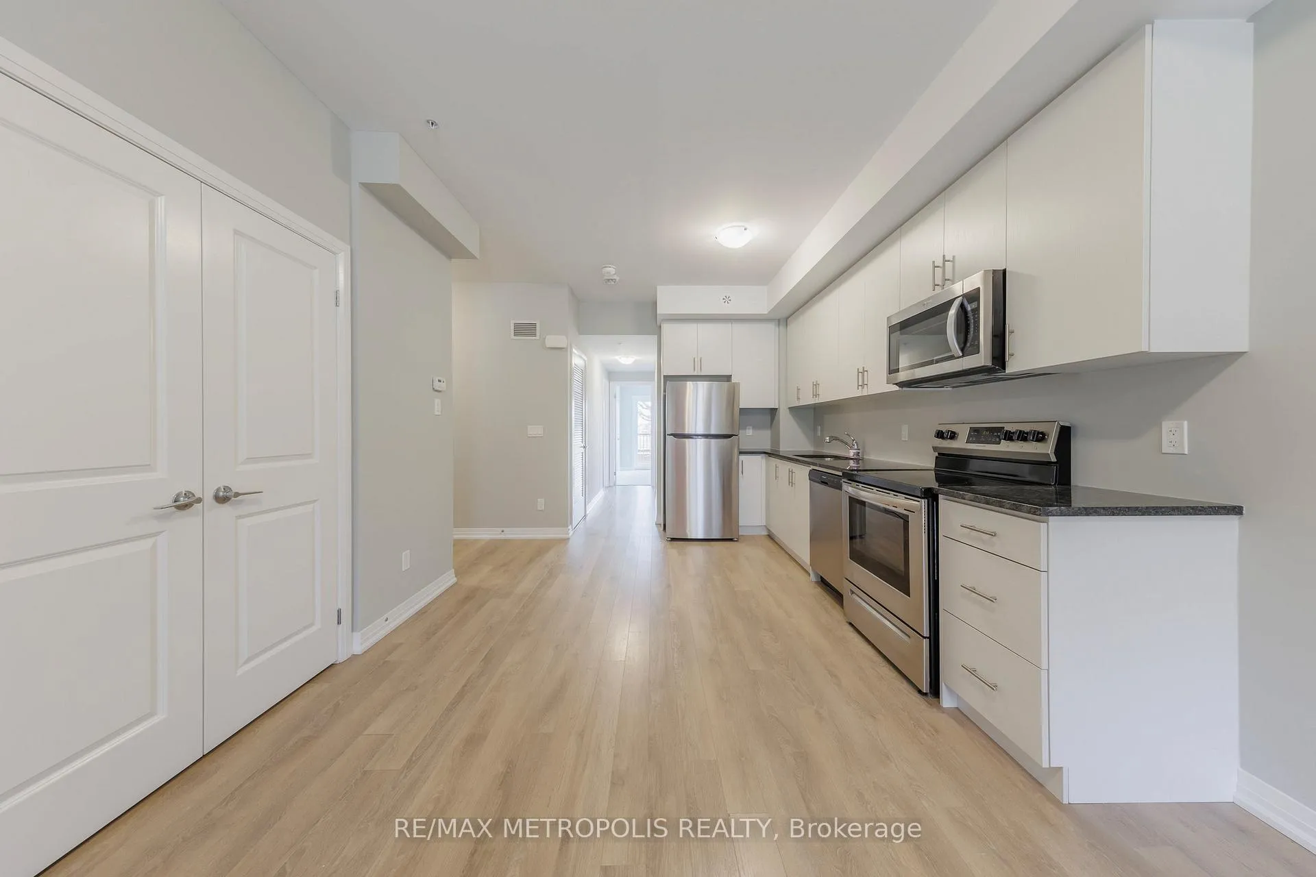 Photo 4 of Unit 719, 2635 William Jackson Drive, Pickering, Duffin Heights — HOMEH