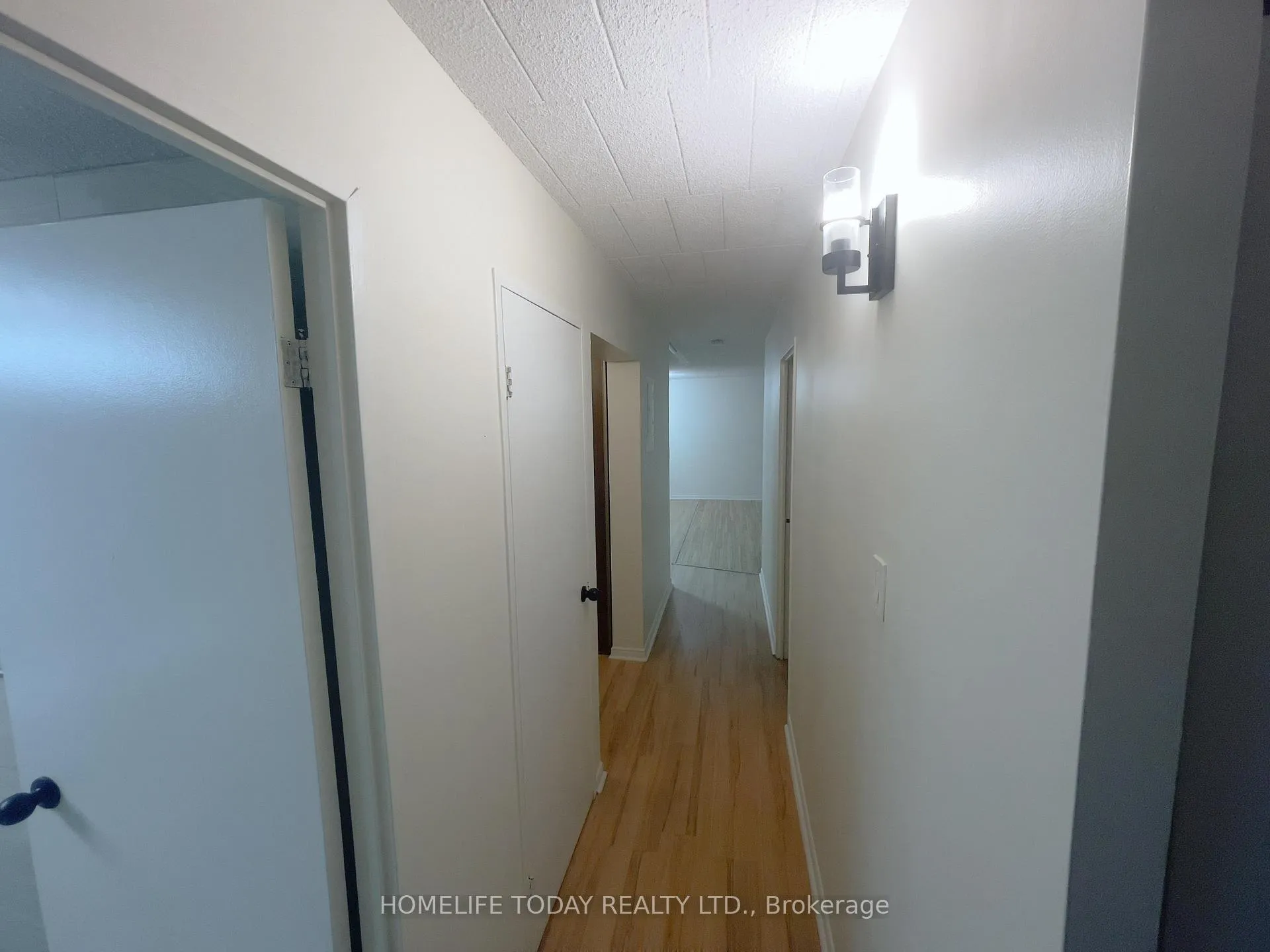 Photo 6 of Unit 204, 71 Vanier Drive, Kitchener, Rockway — HOMEH