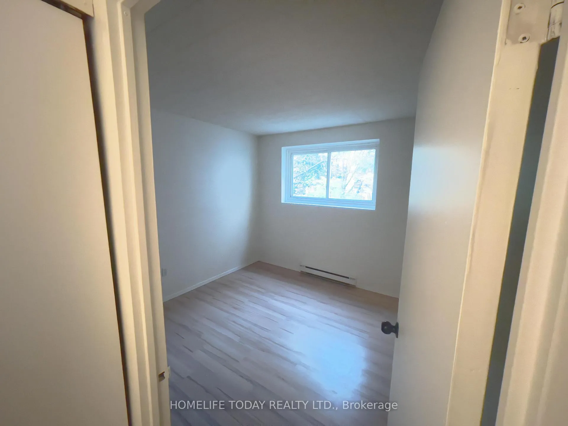 Photo 7 of Unit 204, 71 Vanier Drive, Kitchener, Rockway — HOMEH