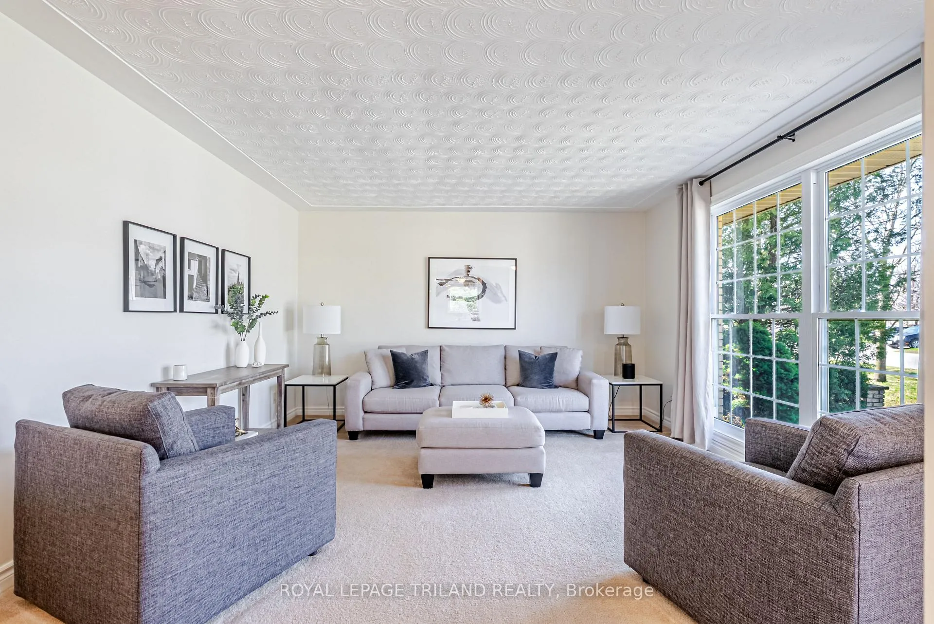 Photo 10 of 183 Canterbury Drive, Thames Centre, Dorchester — HOMEH