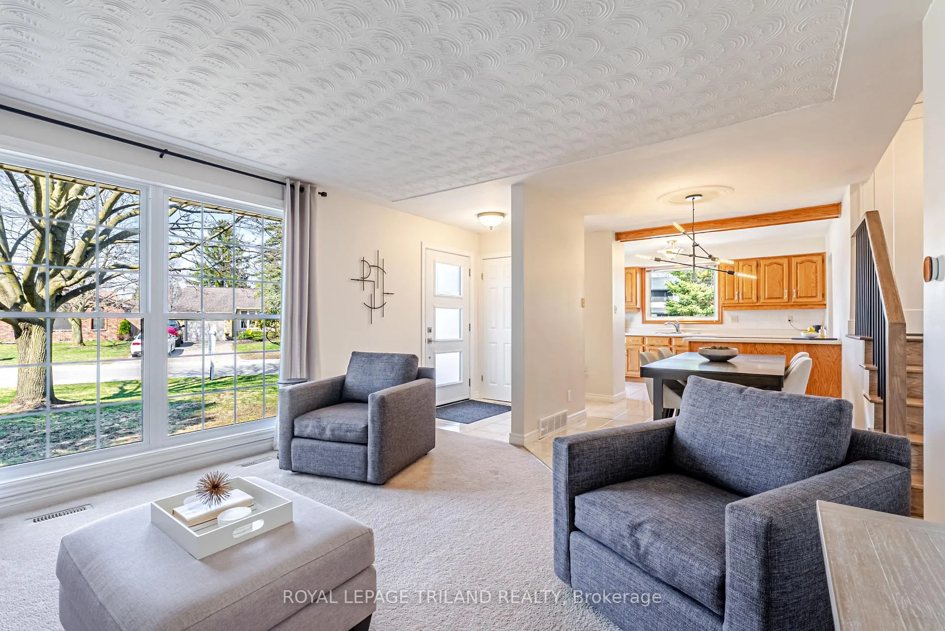 Photo 12 of 183 Canterbury Drive, Thames Centre, Dorchester — HOMEH