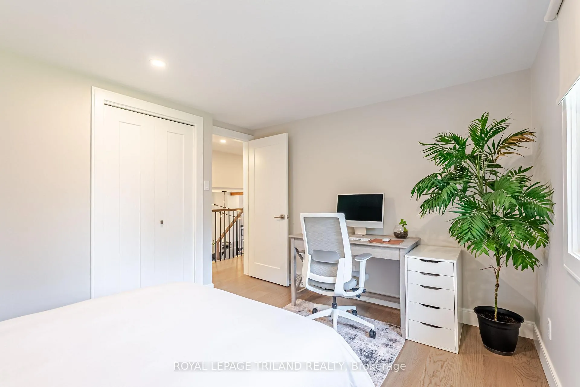 Photo 25 of 183 Canterbury Drive, Thames Centre, Dorchester — HOMEH