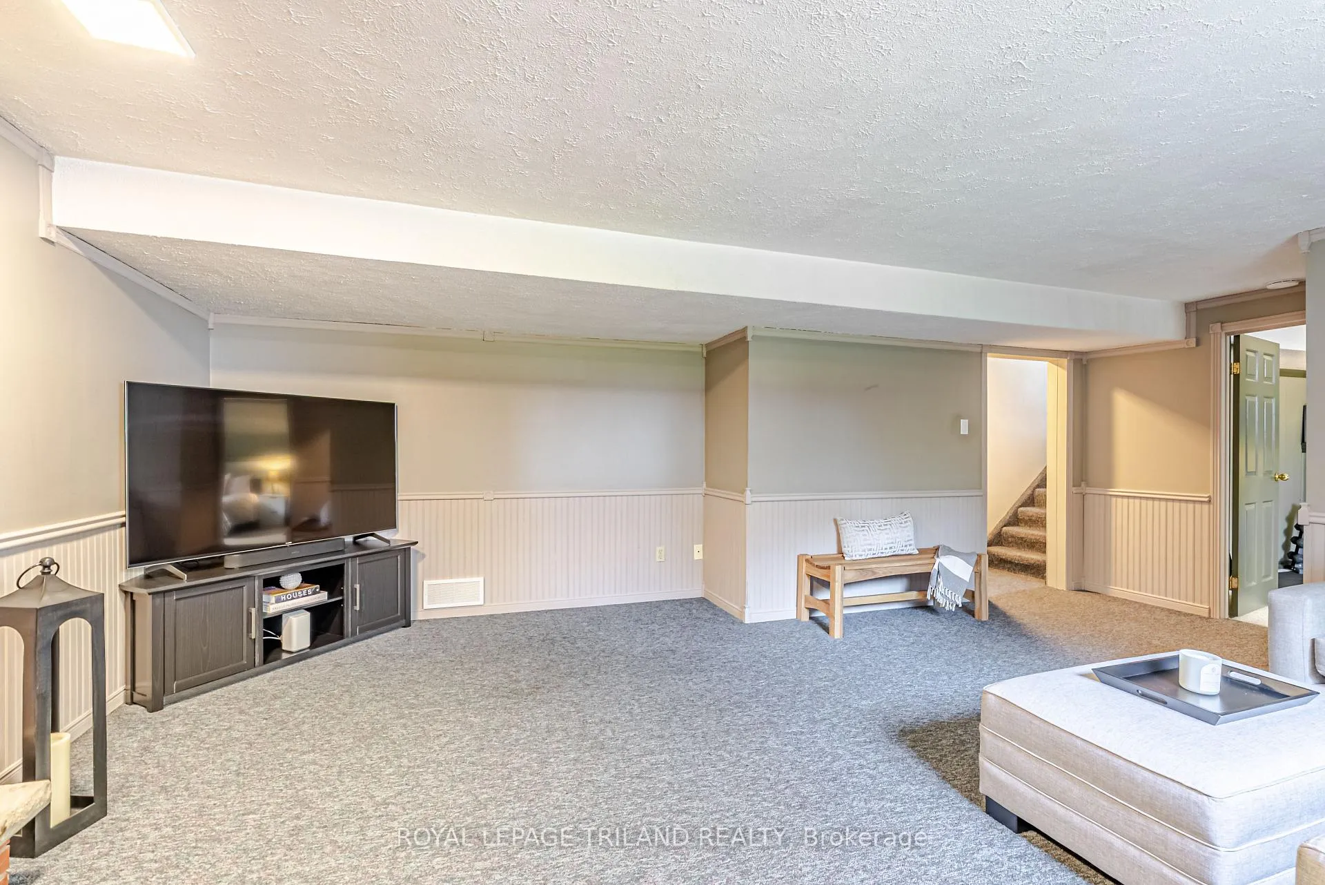 Photo 29 of 183 Canterbury Drive, Thames Centre, Dorchester — HOMEH