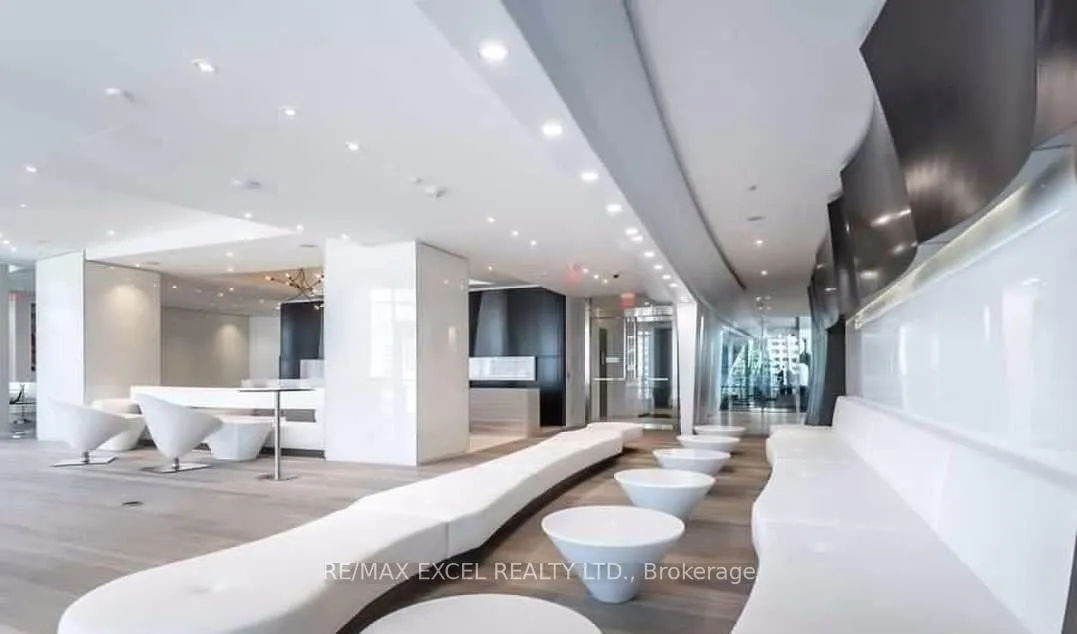 Photo 19 of Unit 7102, 1 Bloor Street E, Toronto, Church-Yonge Corridor — HOMEH