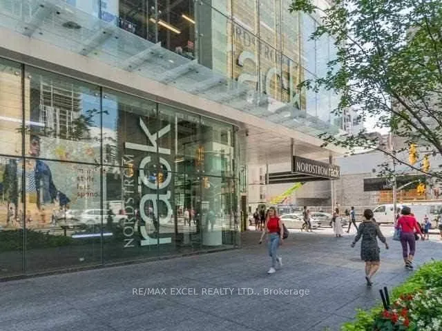 Photo 33 of Unit 7102, 1 Bloor Street E, Toronto, Church-Yonge Corridor — HOMEH