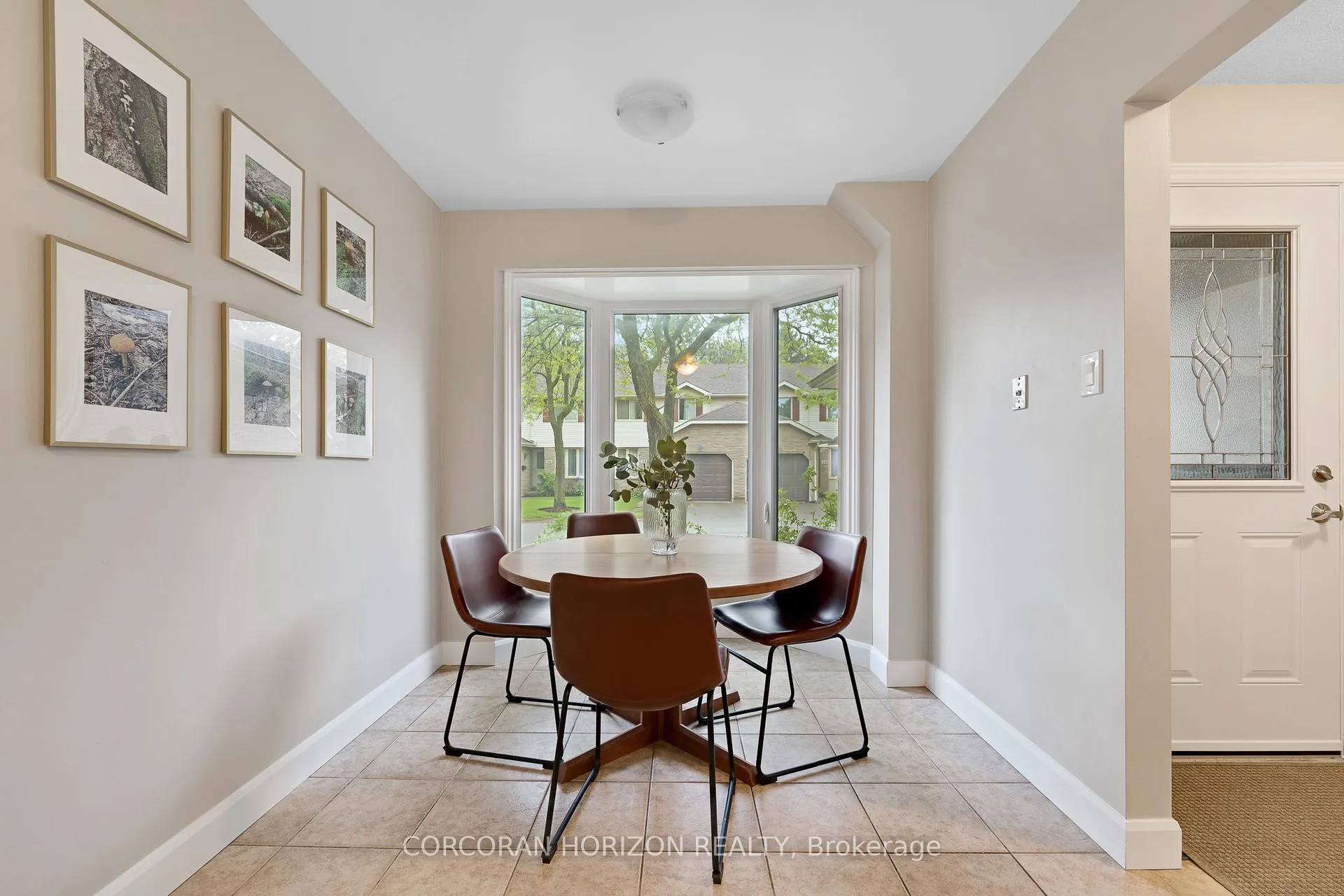 Photo 7 of Unit 13, 476 Kingscourt Drive, Waterloo — HOMEH