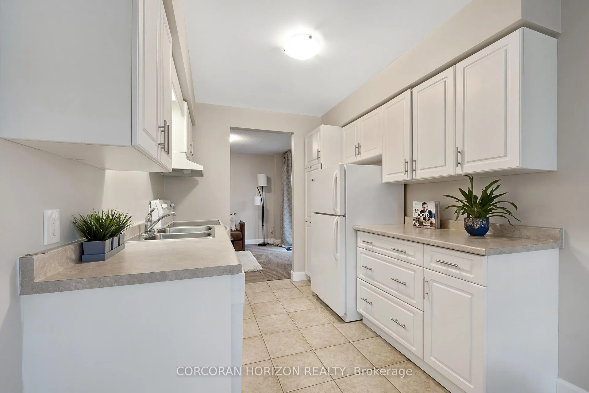 Photo 10 of Unit 13, 476 Kingscourt Drive, Waterloo — HOMEH