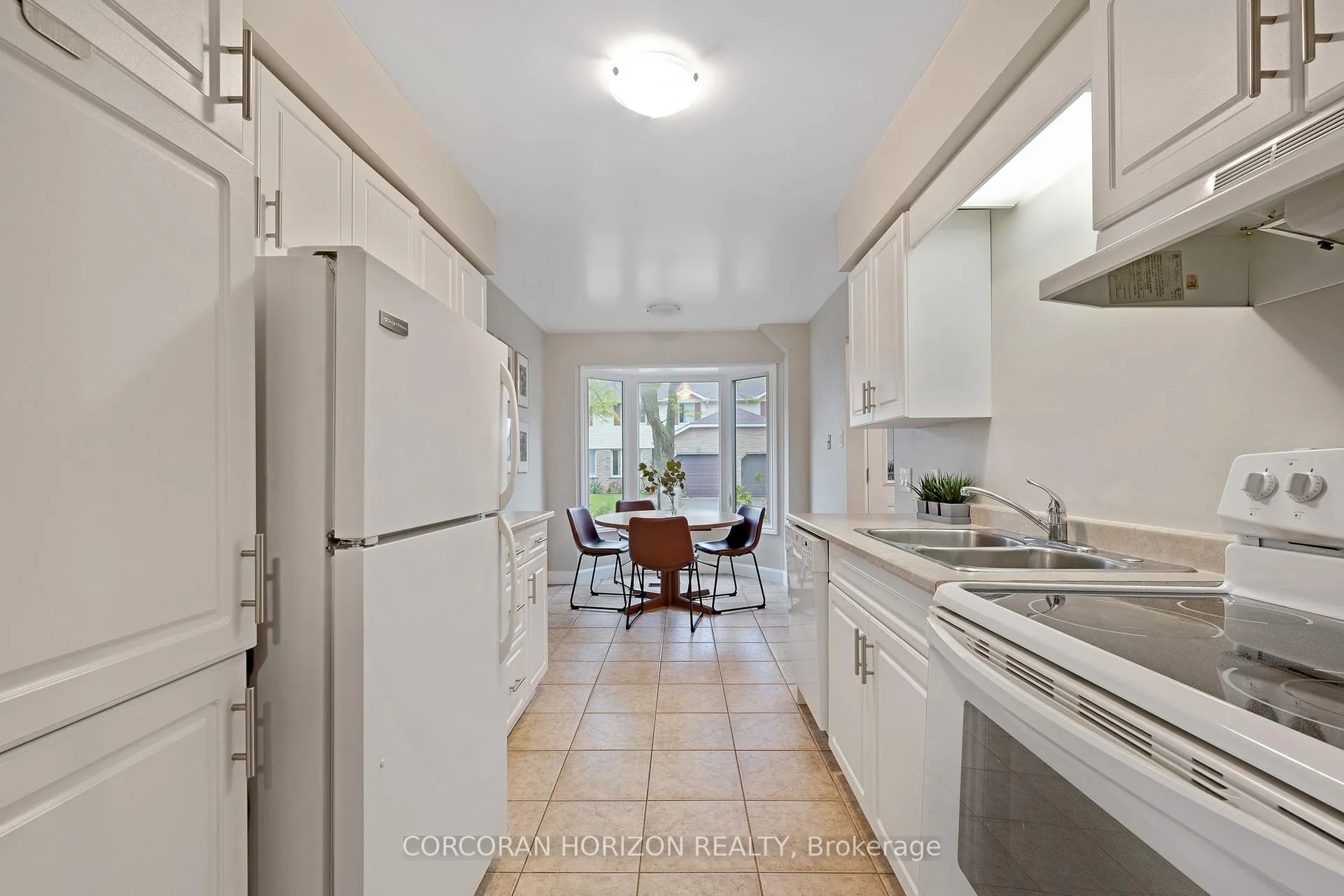 Photo 12 of Unit 13, 476 Kingscourt Drive, Waterloo — HOMEH