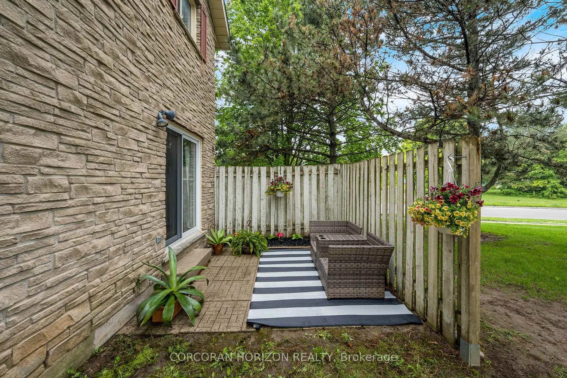 Photo 32 of Unit 13, 476 Kingscourt Drive, Waterloo — HOMEH