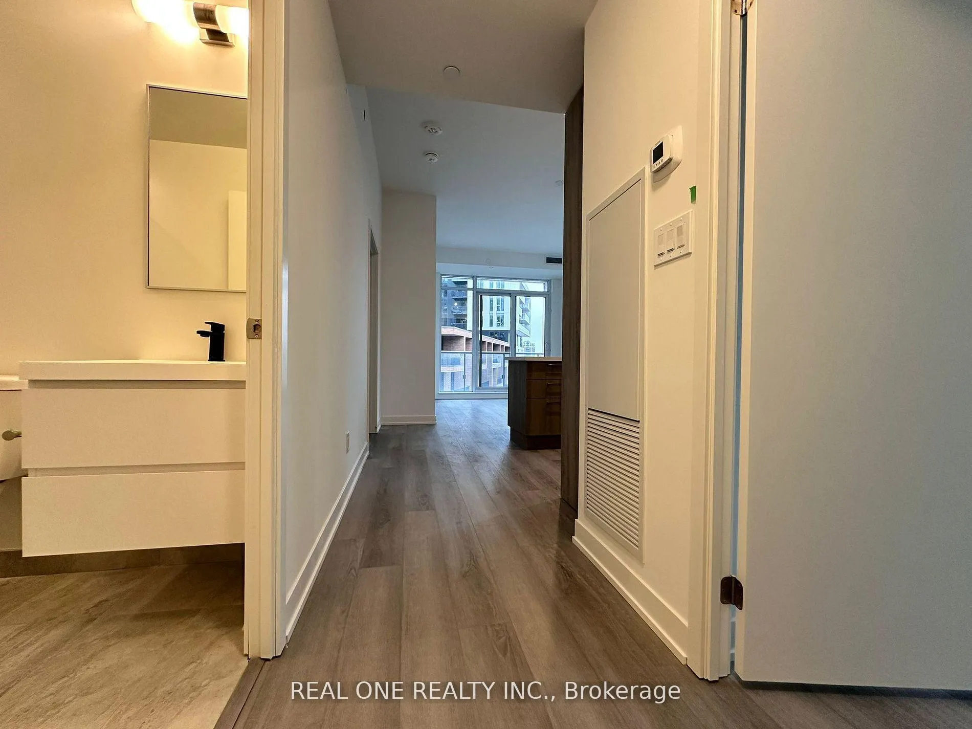 Photo 6 of Unit 1010, 8119 Birchmount Road, Markham, Unionville — HOMEH