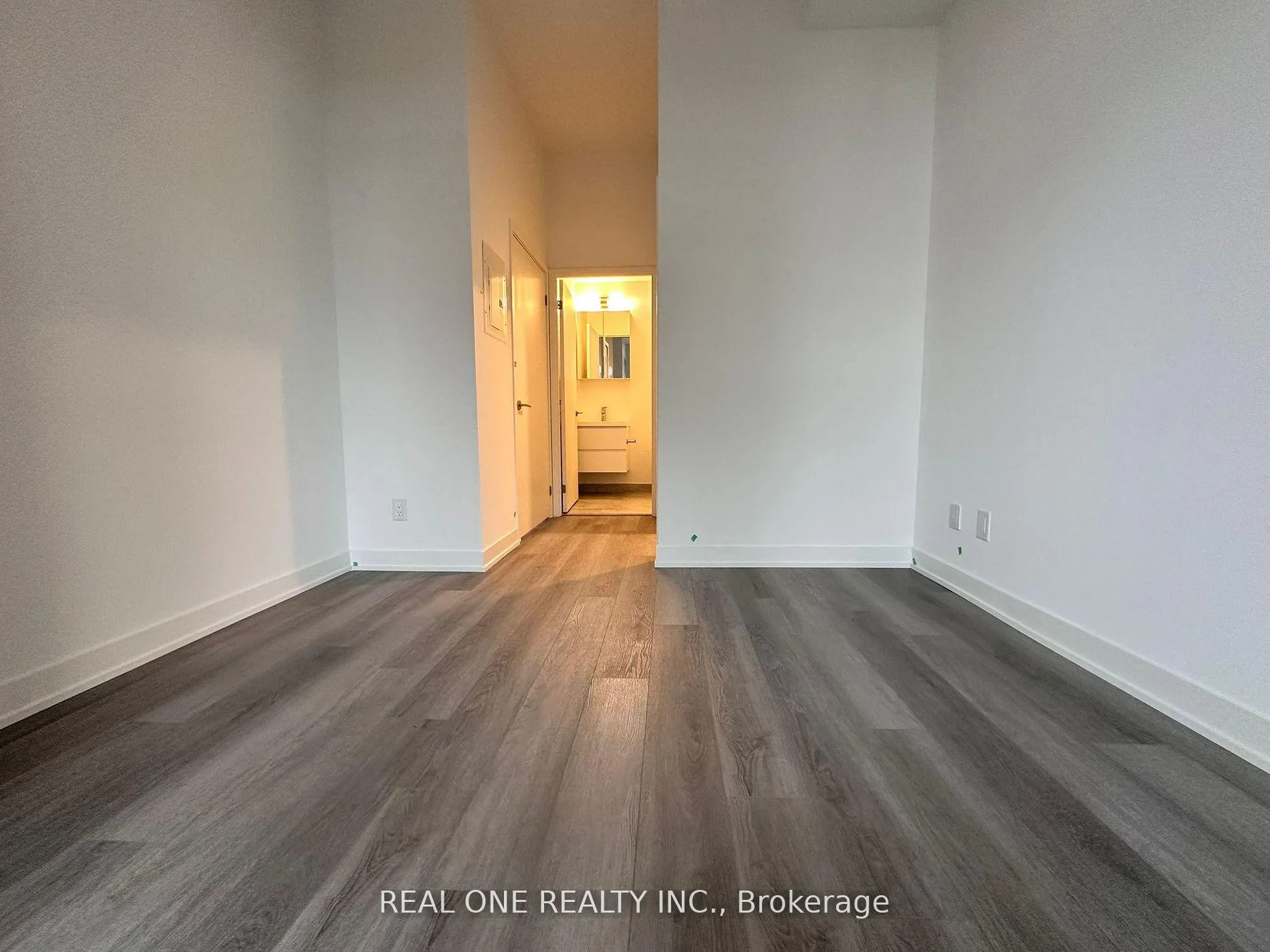 Photo 11 of Unit 1010, 8119 Birchmount Road, Markham, Unionville — HOMEH
