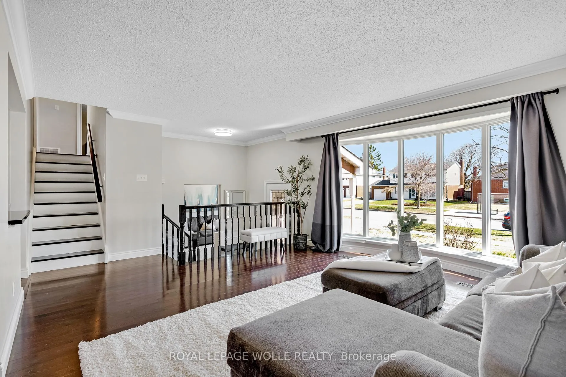 Photo 11 of 86 McGarry Drive, Kitchener — HOMEH