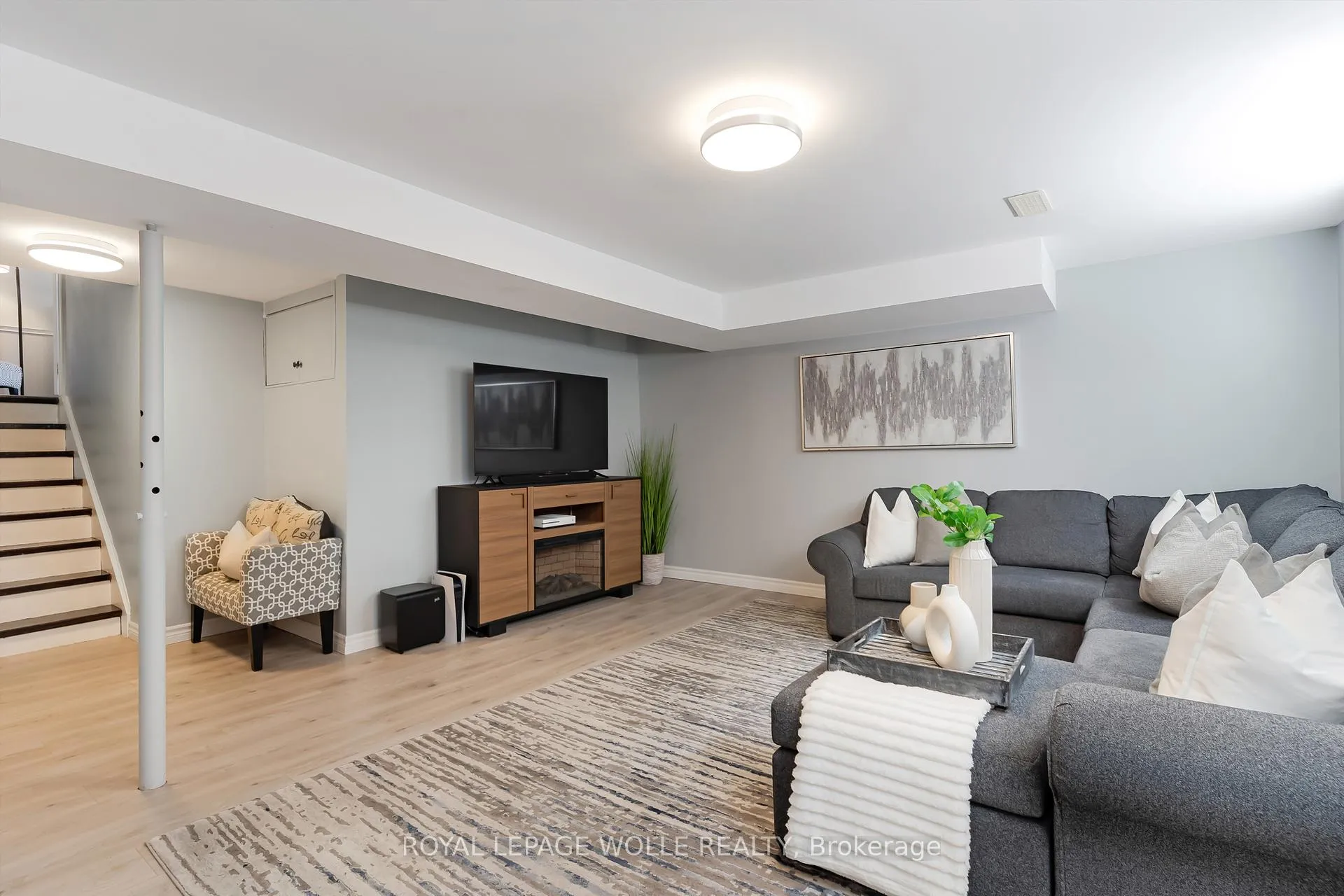Photo 30 of 86 McGarry Drive, Kitchener — HOMEH