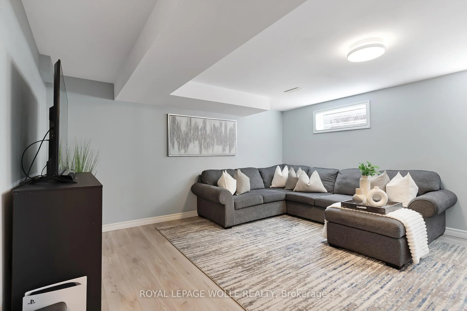 Photo 32 of 86 McGarry Drive, Kitchener — HOMEH