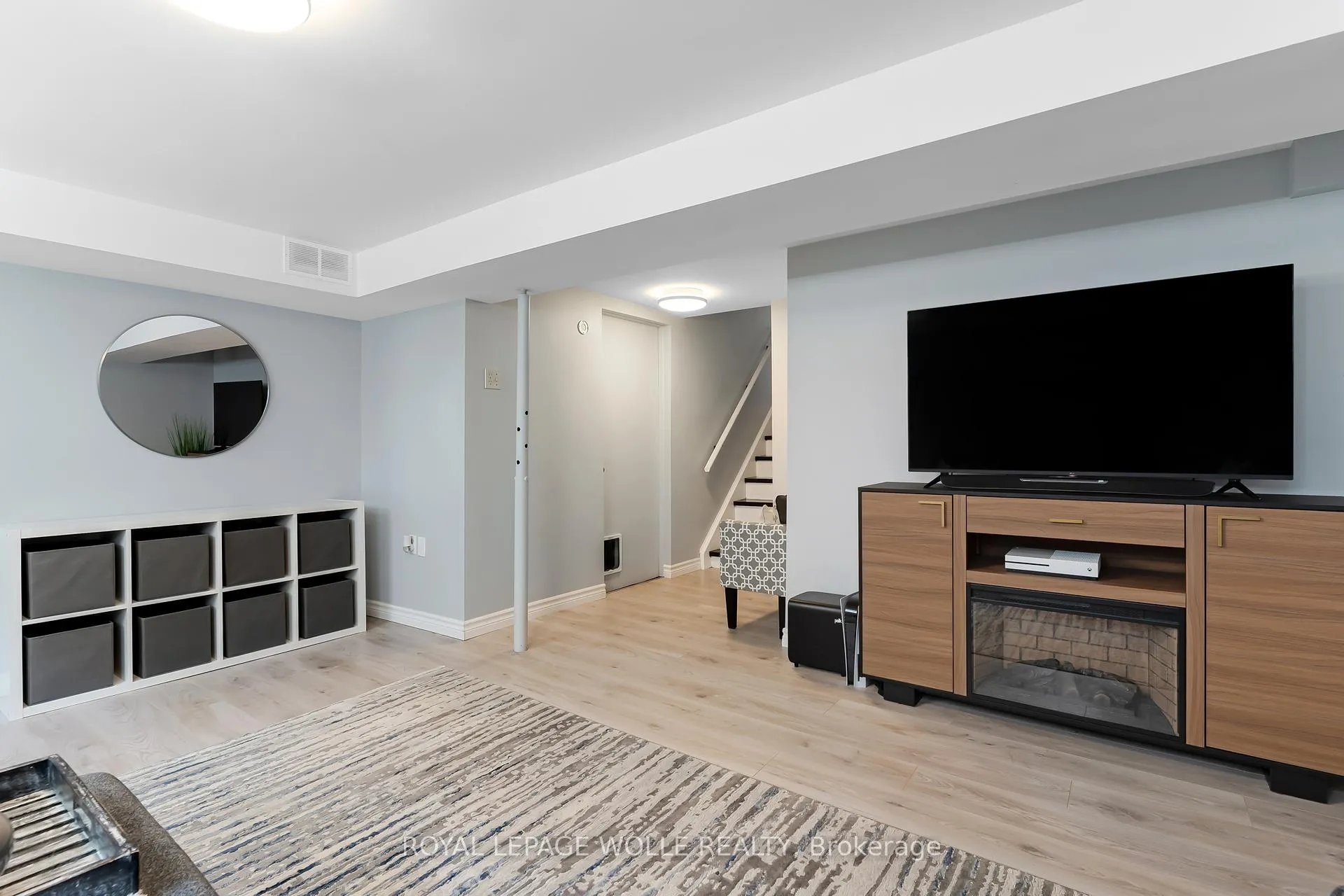 Photo 34 of 86 McGarry Drive, Kitchener — HOMEH