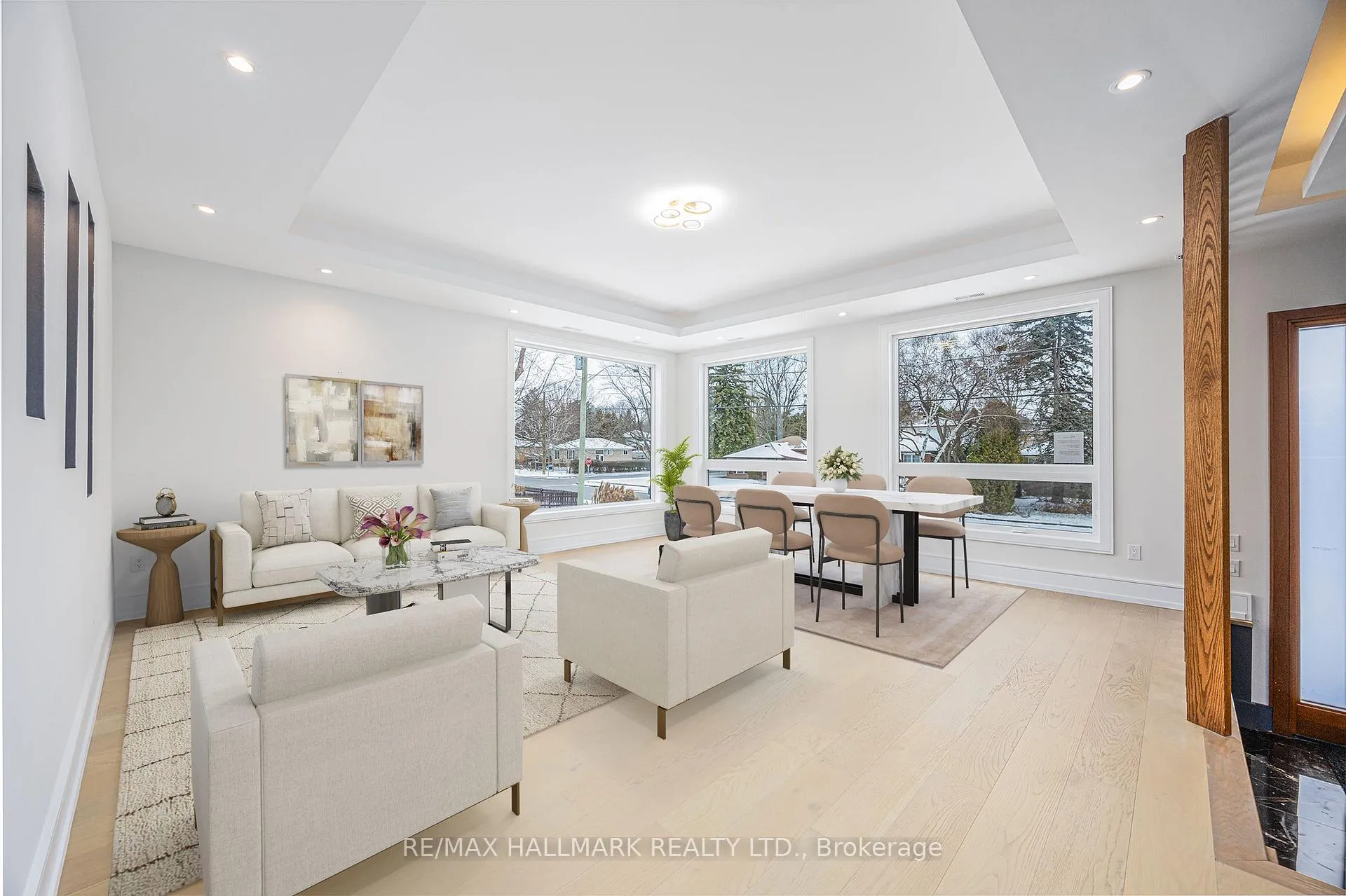 Photo 6 of 69 Aurora Heights Drive S, Aurora, Aurora Heights — HOMEH