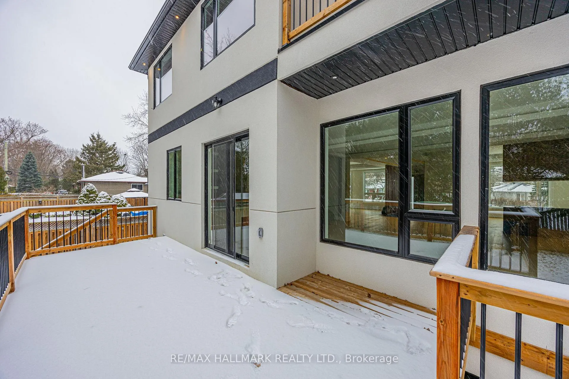 Photo 33 of 69 Aurora Heights Drive S, Aurora, Aurora Heights — HOMEH