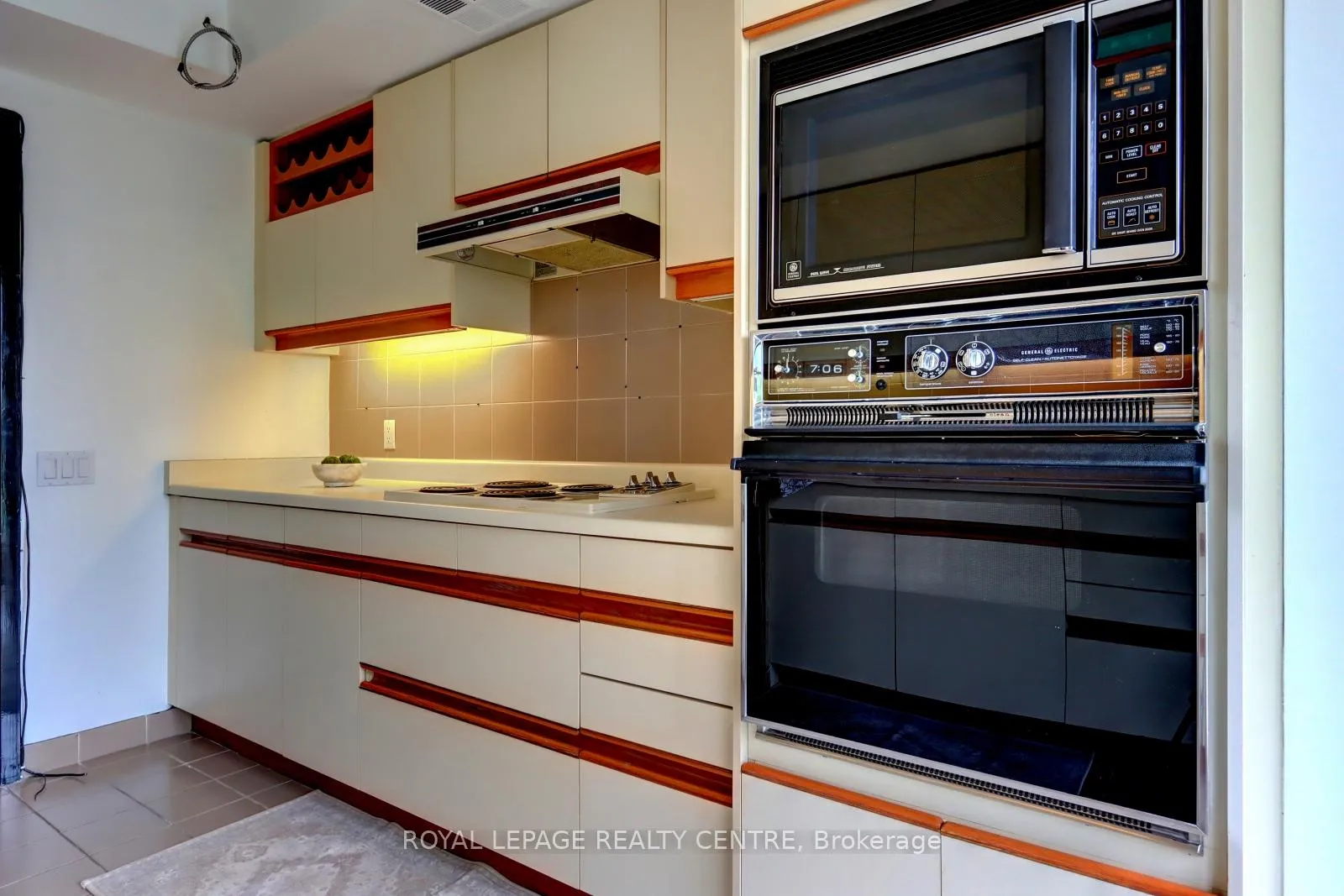 Photo 12 of Unit 401W, 480 Queens Quay W, Toronto, Waterfront Communities — HOMEH