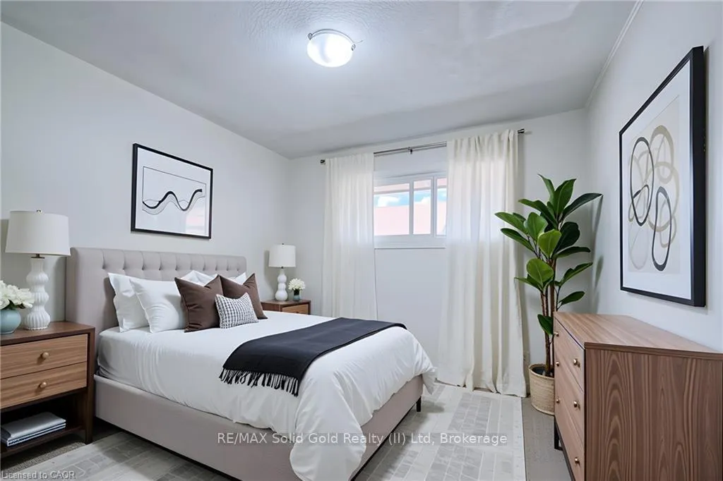 Photo 15 of 24 Prince Street, Waterloo — HOMEH